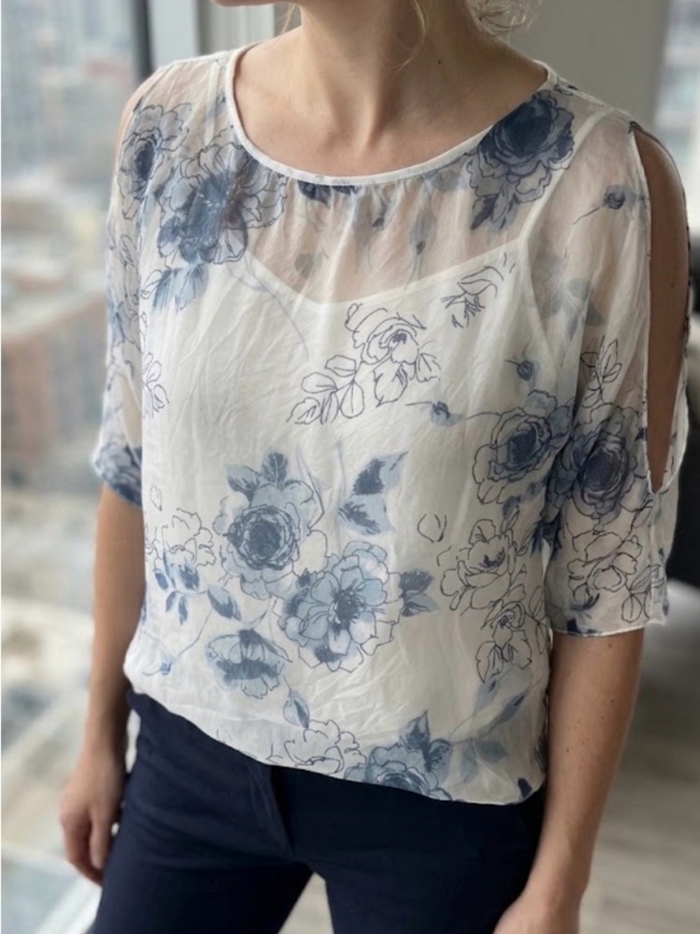 Sheer Floral Split-Sleeve Blouse - Blue/White